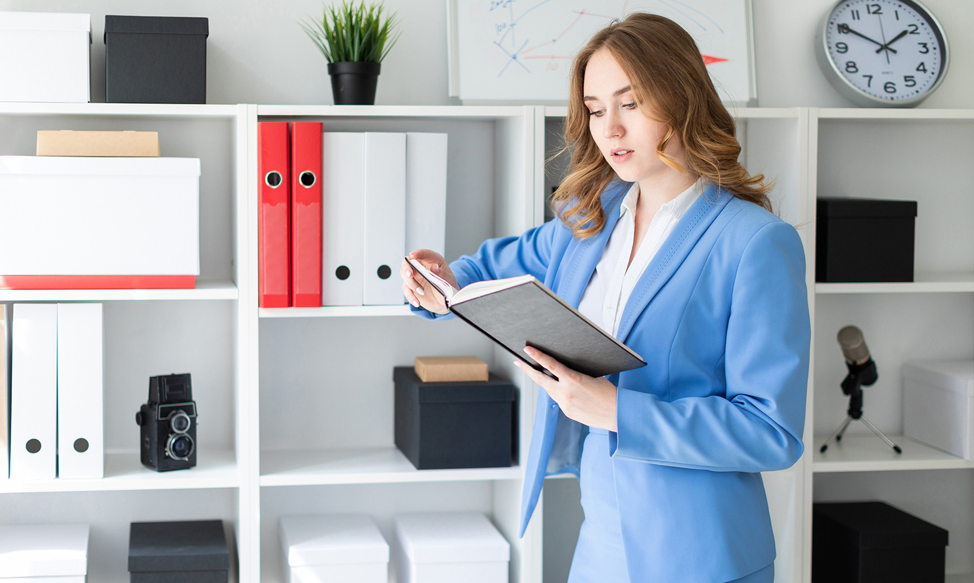 We Provide <span><br></span><span class="bg-primary">business Loan service</span>